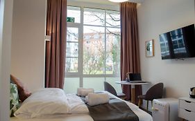 Homely Stay Studio 8 - Relaxed Self-Check-In Room In Munich